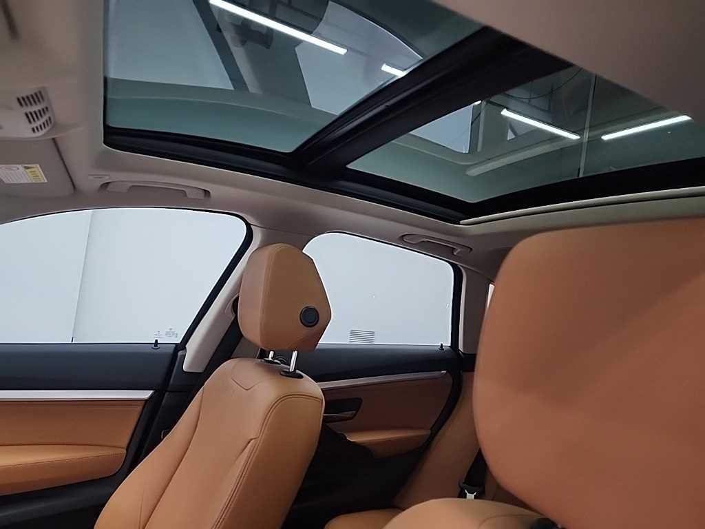 BMW 그란투리스모 3시리즈 GT (F34) GT 320D 럭셔리 이미지 15