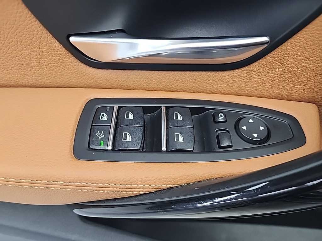 BMW 그란투리스모 3시리즈 GT (F34) GT 320D 럭셔리 이미지 18