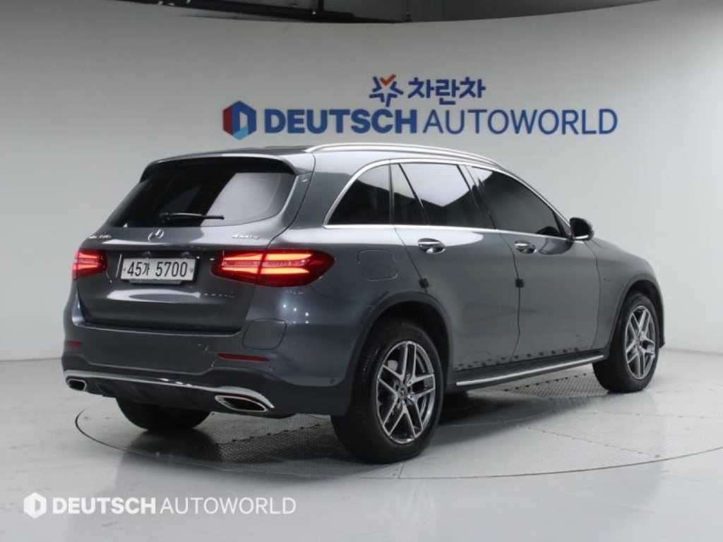 벤츠 GLC 클래스 GLC클래스 X253 GLC 350 e 4MATIC AMG LINE 이미지 2