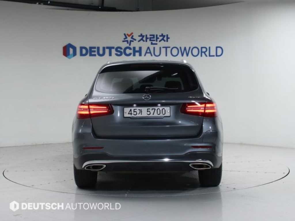 벤츠 GLC 클래스 GLC클래스 X253 GLC 350 e 4MATIC AMG LINE 이미지 4