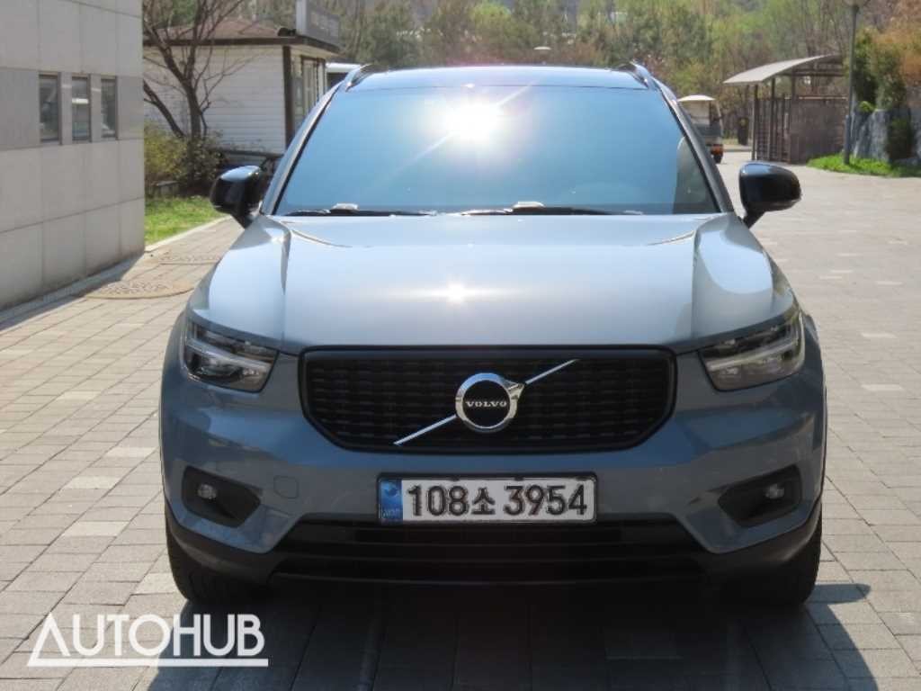 볼보 XC40 B4 AWD 인스크립션 이미지 1