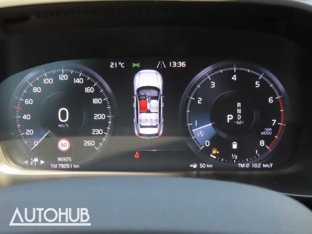볼보 XC40 B4 AWD 인스크립션 이미지 6
