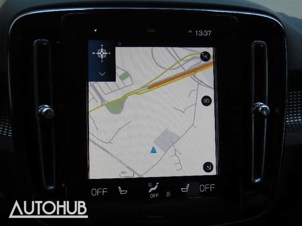 볼보 XC40 B4 AWD 인스크립션 이미지 9