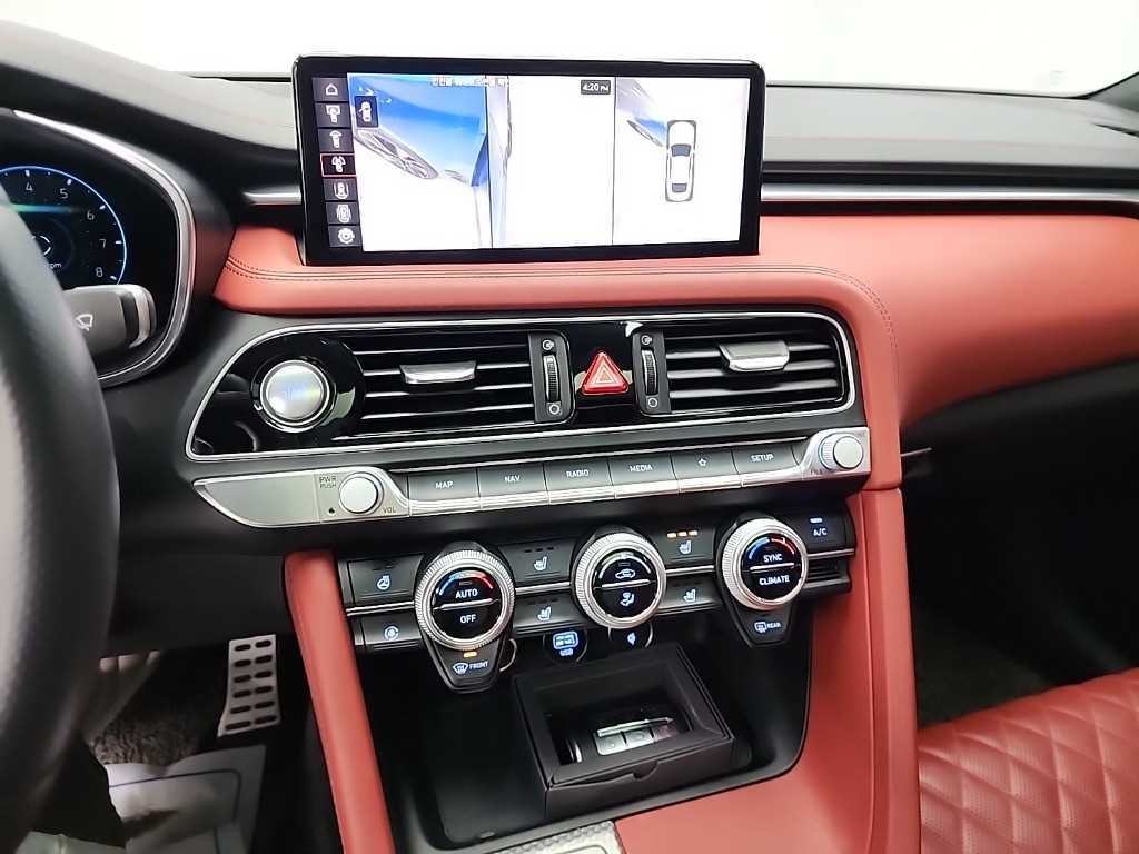 제네시스 G70 더 뉴 G70 가솔린 2.0T 4WD 스포츠 패키지 이미지 10