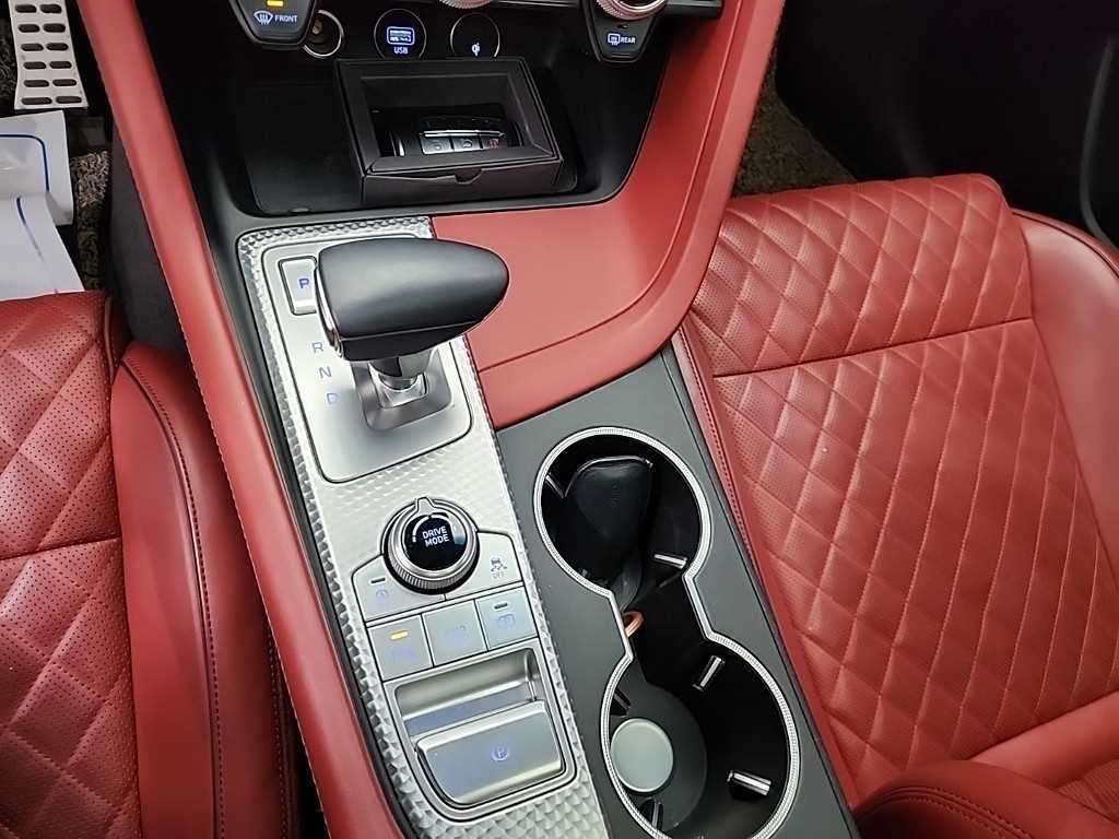 제네시스 G70 더 뉴 G70 가솔린 2.0T 4WD 스포츠 패키지 이미지 8