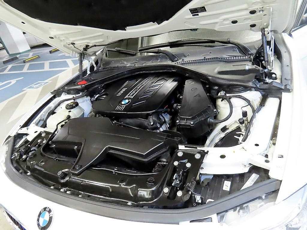 BMW 3시리즈 3시리즈 (F30) 320d 이미지 19