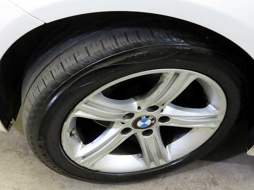 BMW 3시리즈 3시리즈 (F30) 320d 이미지 20