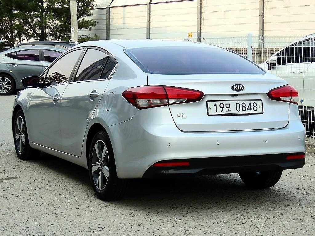 기아 K3 더뉴 K3 1.6 GDI 프레스티지 이미지 3