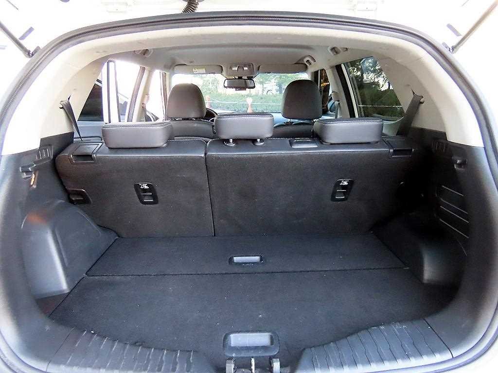 KG모빌리티(쌍용) 티볼리 티볼리 아머 4WD 가솔린 LX 이미지 17