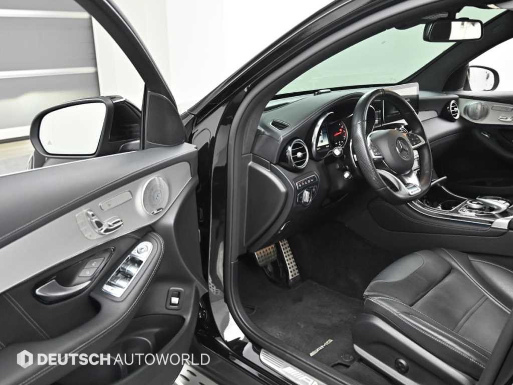 벤츠 GLC 클래스 GLC클래스 X253 AMG GLC 63 S 4MATIC+ 쿠페 이미지 11