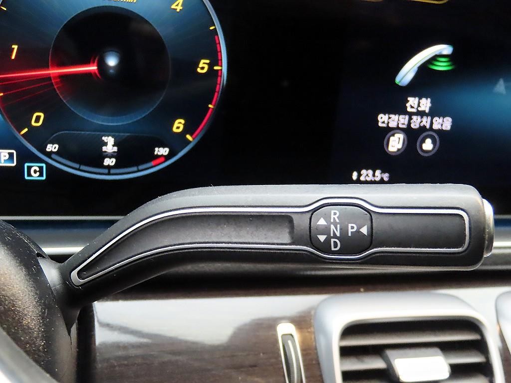 벤츠 GLE 클래스 GLE 클래스 W167 GLE 400d 4MATIC 쿠페 이미지 10