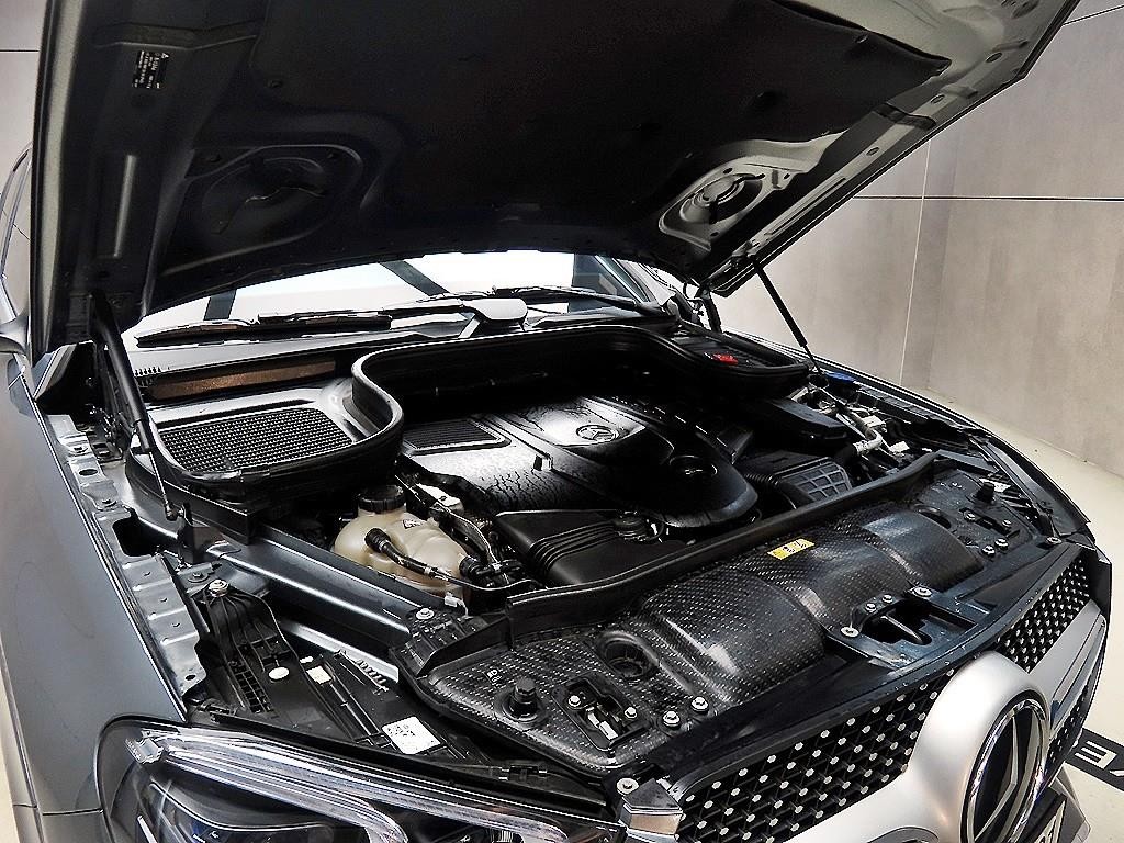 벤츠 GLE 클래스 GLE 클래스 W167 GLE 400d 4MATIC 쿠페 이미지 19