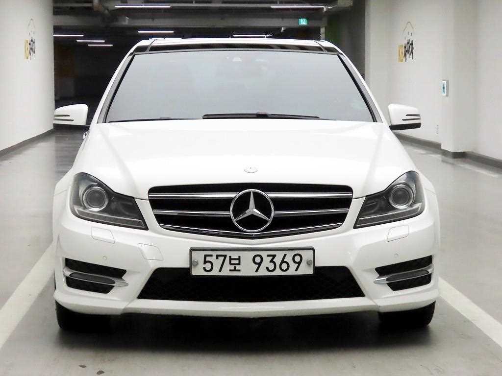 벤츠 C 클래스 C클래스 W204 C220 CDI 4MATIC 이미지 1