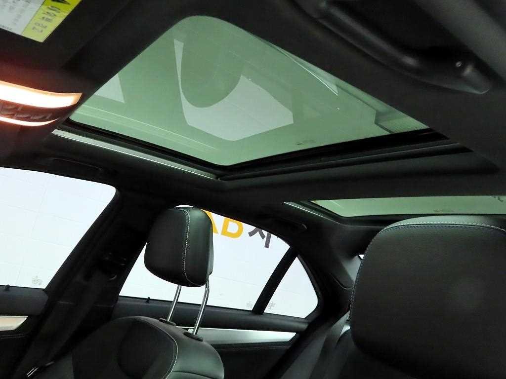 벤츠 C 클래스 C클래스 W204 C220 CDI 4MATIC 이미지 16