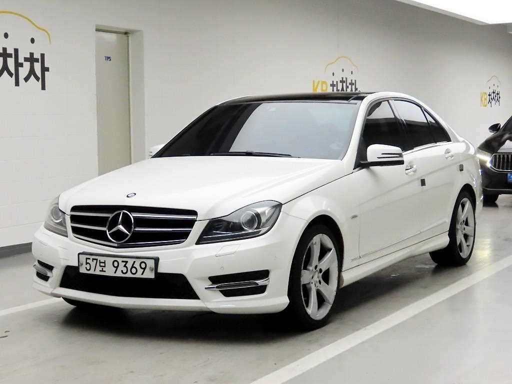 벤츠 C 클래스 C클래스 W204 C220 CDI 4MATIC 이미지 2