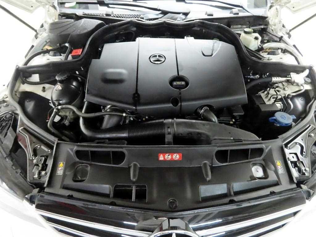 벤츠 C 클래스 C클래스 W204 C220 CDI 4MATIC 이미지 20