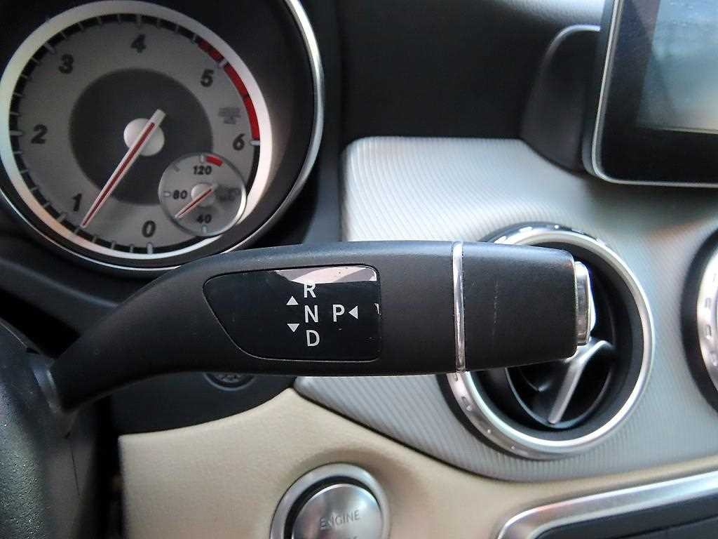 벤츠 GLA 클래스 GLA클래스 X156 GLA200 D 4MATIC 이미지 10