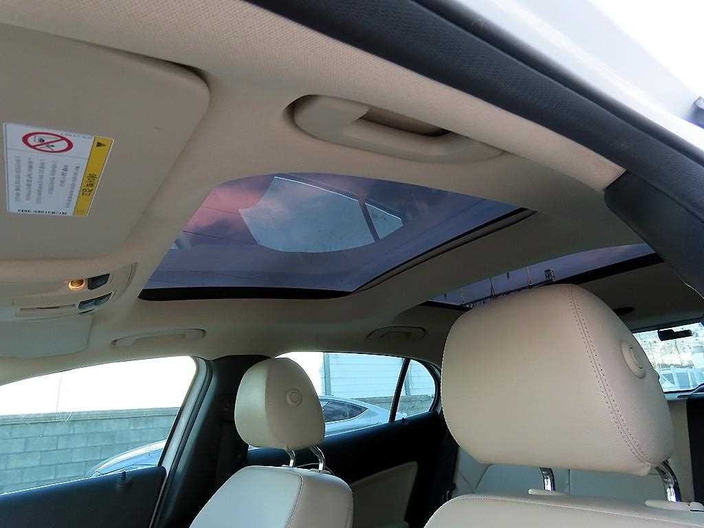 벤츠 GLA 클래스 GLA클래스 X156 GLA200 D 4MATIC 이미지 16