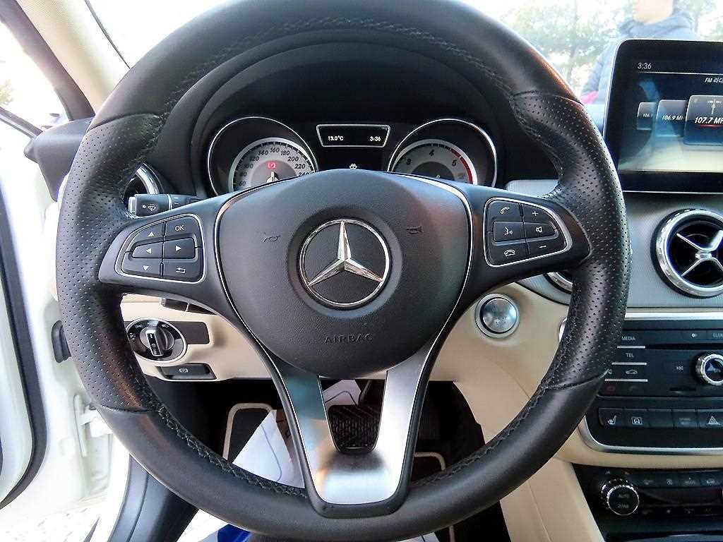 벤츠 GLA 클래스 GLA클래스 X156 GLA200 D 4MATIC 이미지 8