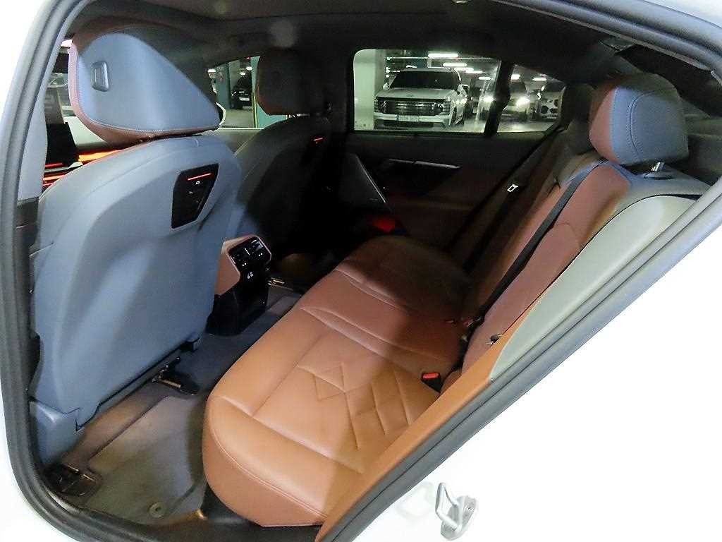 BMW 5시리즈 5시리즈 (G60) 530i xDrive 기본형 이미지 7
