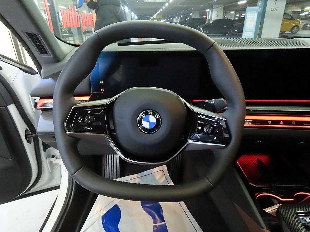 BMW 5시리즈 5시리즈 (G60) 530i xDrive 기본형 이미지 8