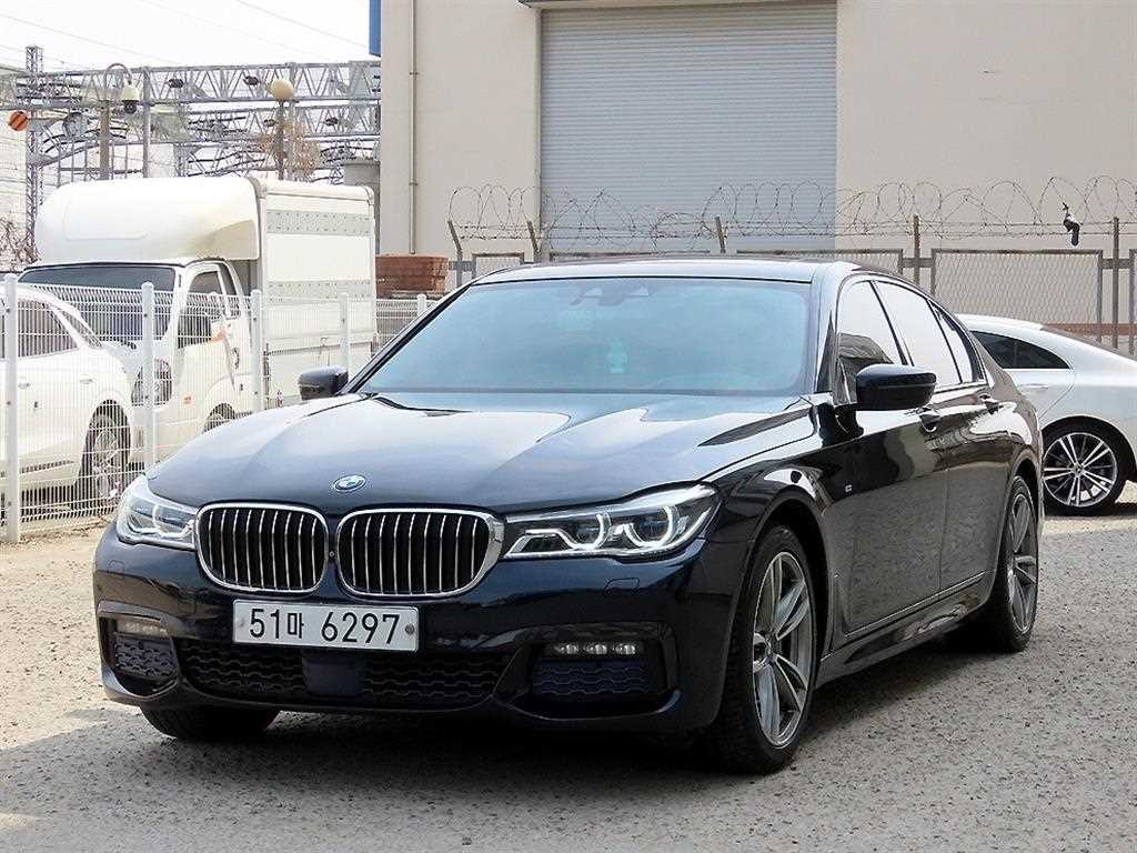 BMW 7시리즈 7시리즈 (G11) 740d xDrive M 스포츠 이미지 2