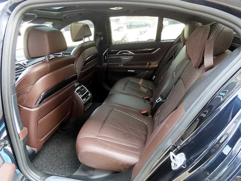 BMW 7시리즈 7시리즈 (G11) 740d xDrive M 스포츠 이미지 6