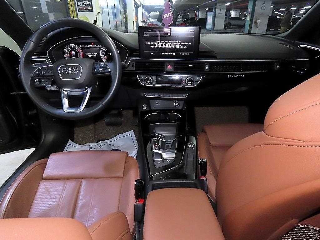 아우디 A5 A5 (F5) 40 TFSI 콰트로 프리미엄 스포트백 이미지 10