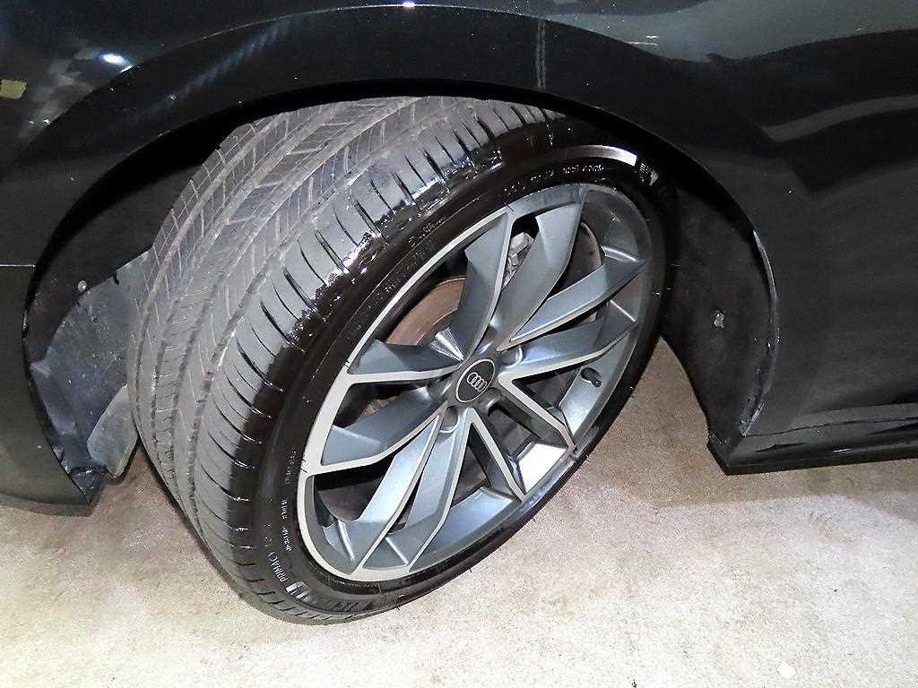 아우디 A5 A5 (F5) 40 TFSI 콰트로 프리미엄 스포트백 이미지 20