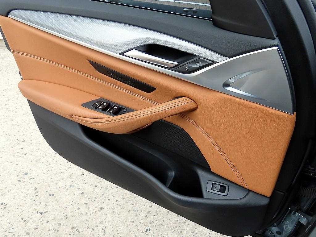 BMW 5시리즈 5시리즈 (G30) 530i xDrive M 스포츠 이미지 10