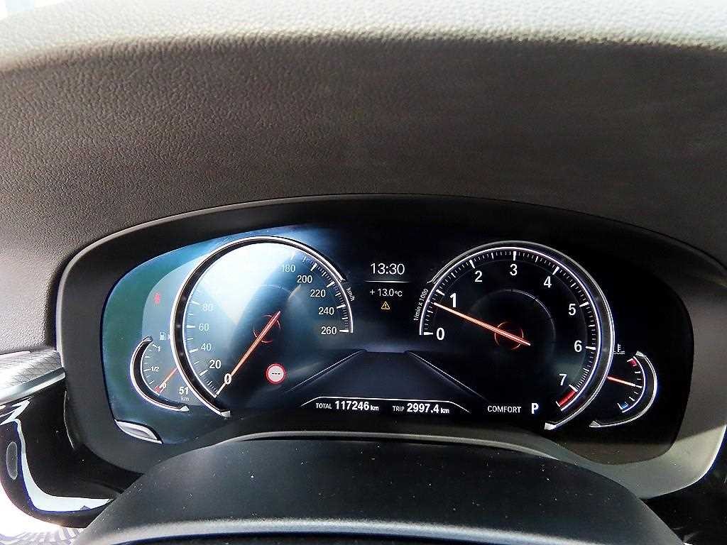 BMW 5시리즈 5시리즈 (G30) 530i xDrive M 스포츠 이미지 7