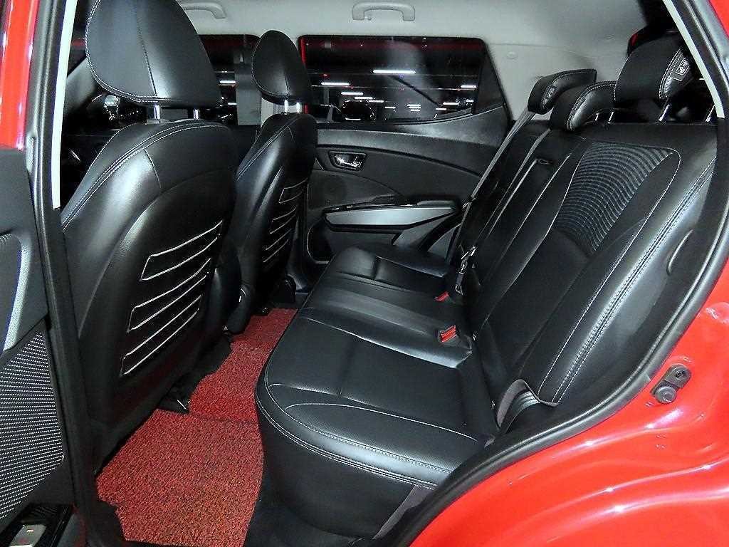 KG모빌리티(쌍용) 티볼리 티볼리 아머 2WD 디젤 LX 이미지 7