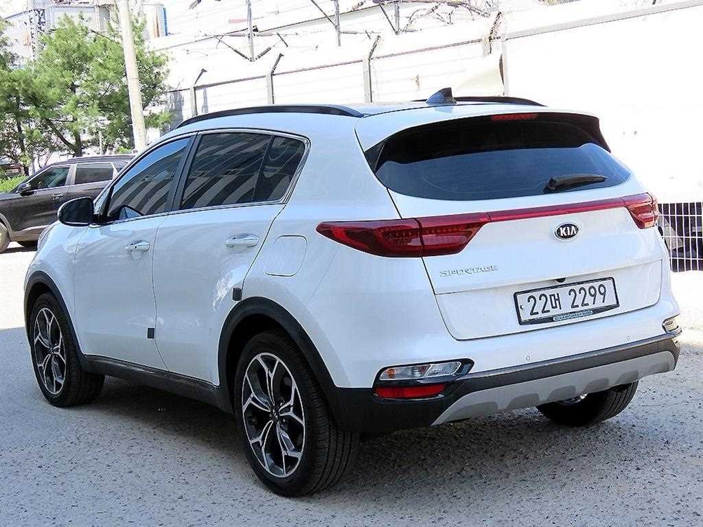 기아 스포티지 스포티지 더 볼드 2.0 가솔린 2WD 노블레스 이미지 3