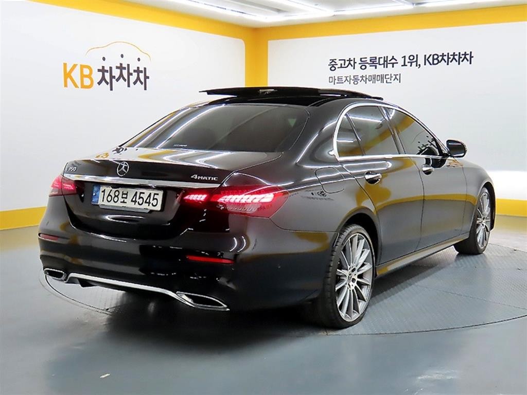 벤츠 E 클래스 E-클래스 W213 E350 4MATIC 아방가르드 이미지 4