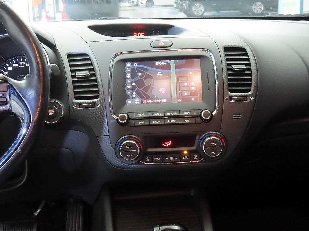 기아 K3 더뉴 K3 1.6 GDI 프레스티지 이미지 11