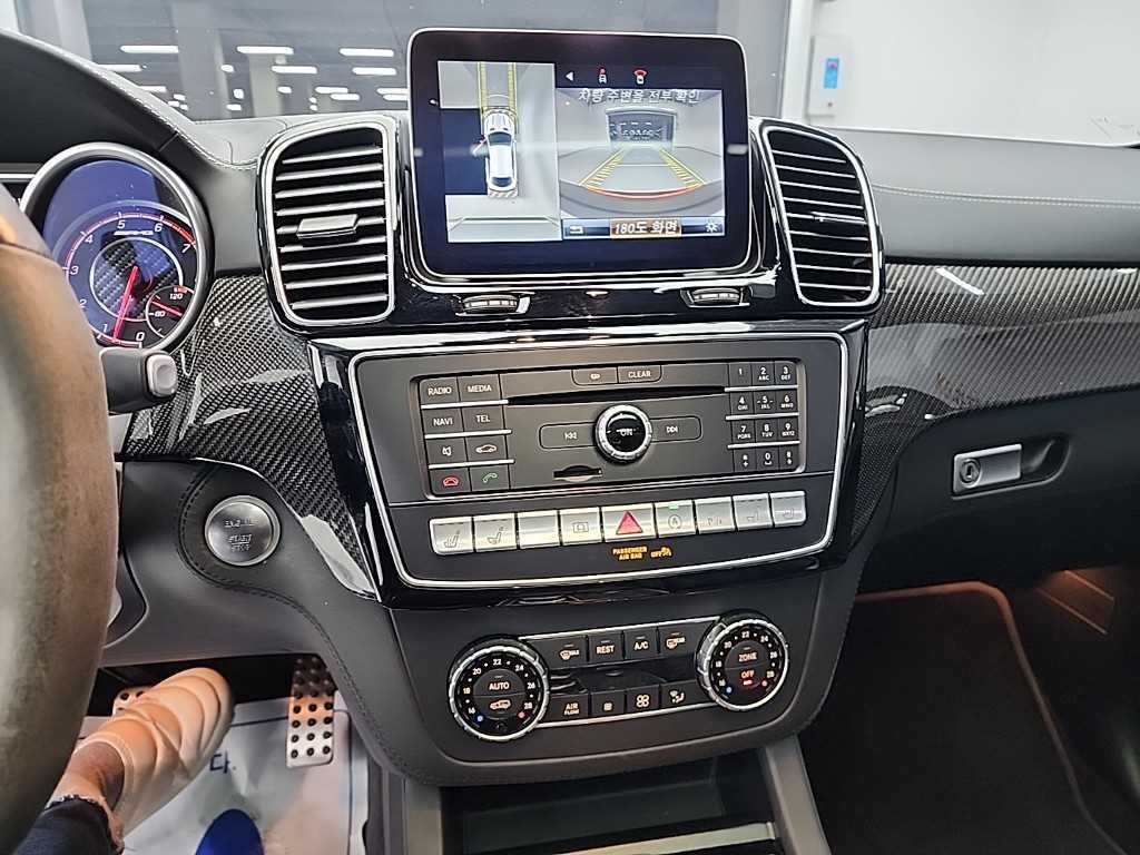 벤츠 GLE 클래스 GLE 클래스 W166 GLE 63 AMG S 4MATIC 쿠페 이미지 10
