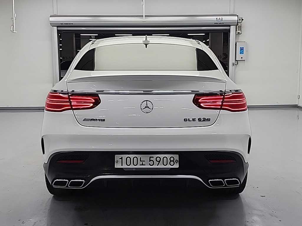 벤츠 GLE 클래스 GLE 클래스 W166 GLE 63 AMG S 4MATIC 쿠페 이미지 3