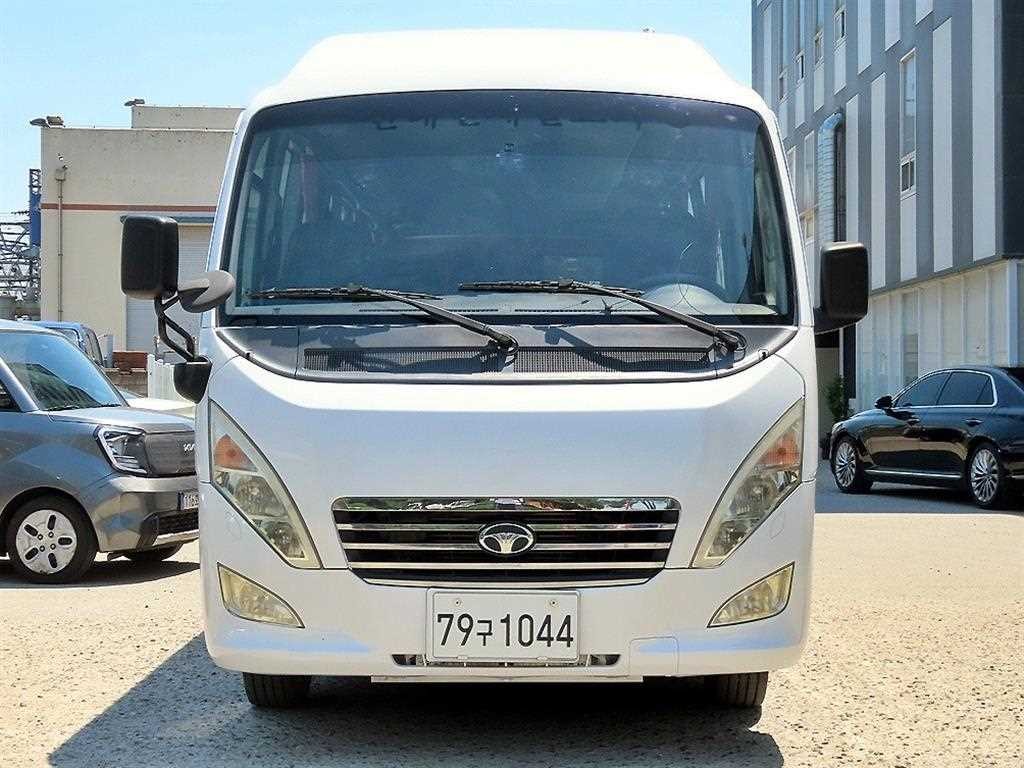 중대형버스 중형대우버스 레스타 레스타 20인 이미지 2