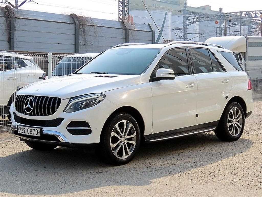 벤츠 GLE 클래스 GLE 클래스 W166 GLE 250 d 4MATIC 이미지 2