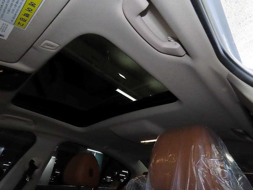 BMW 5시리즈 5시리즈 (G30) 520d M 스포츠 플러스 이미지 16