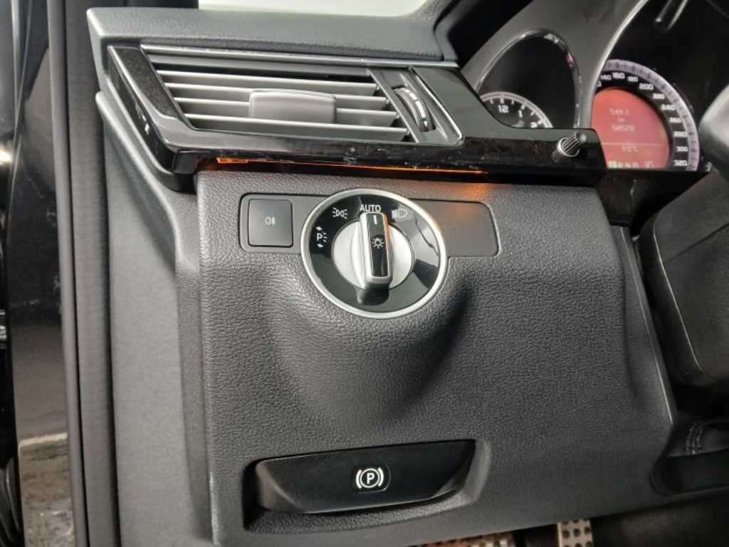 벤츠 E 클래스 E-클래스 W212 E63 AMG 이미지 11
