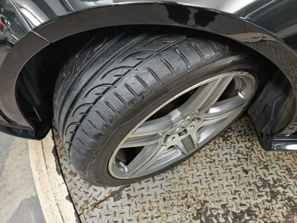 벤츠 E 클래스 E-클래스 W212 E63 AMG 이미지 20