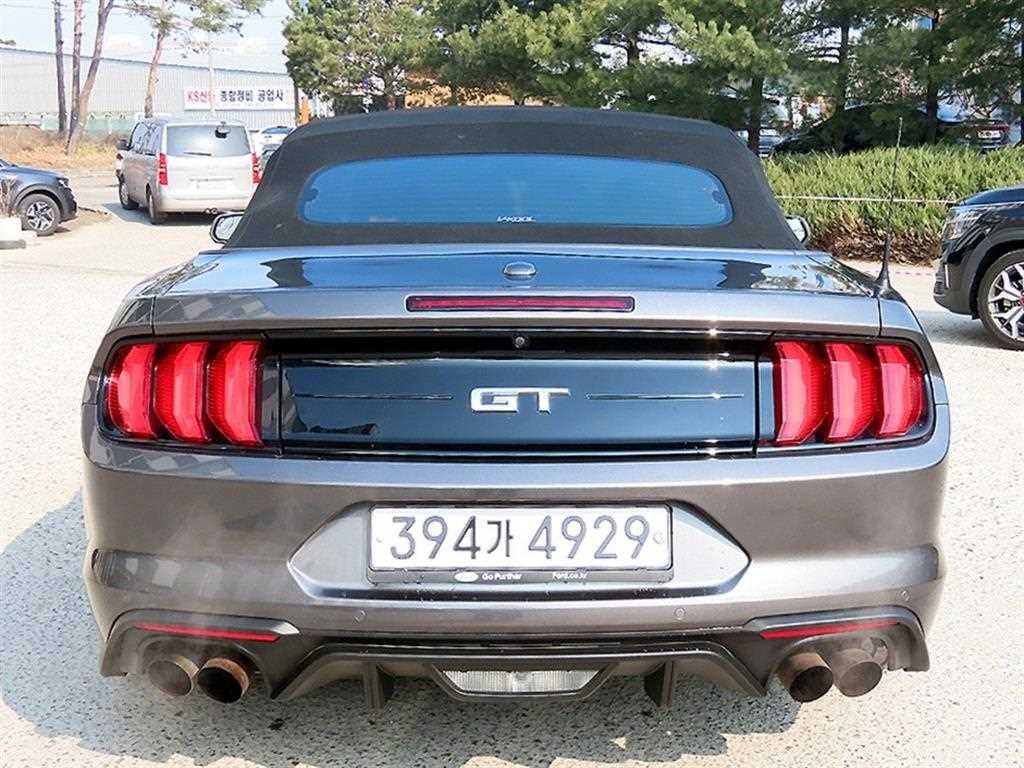 포드 머스탱 GT 컨버터블 이미지 4