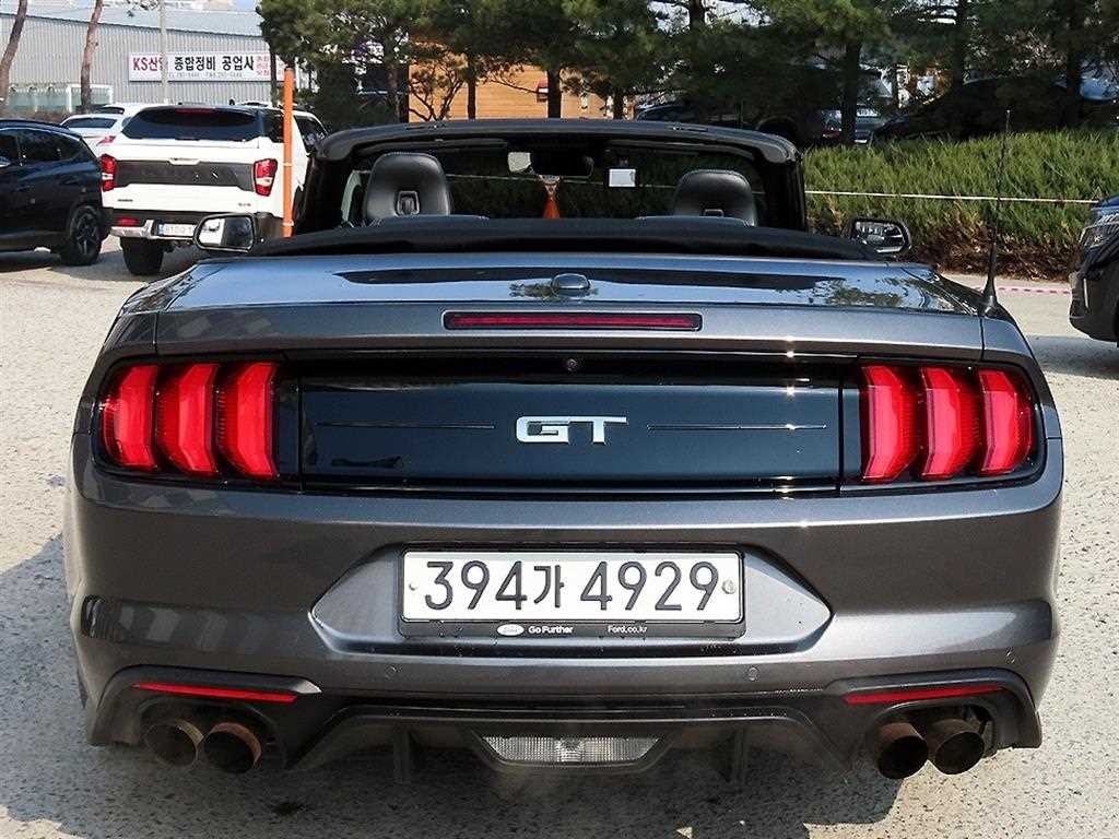 포드 머스탱 GT 컨버터블 이미지 8