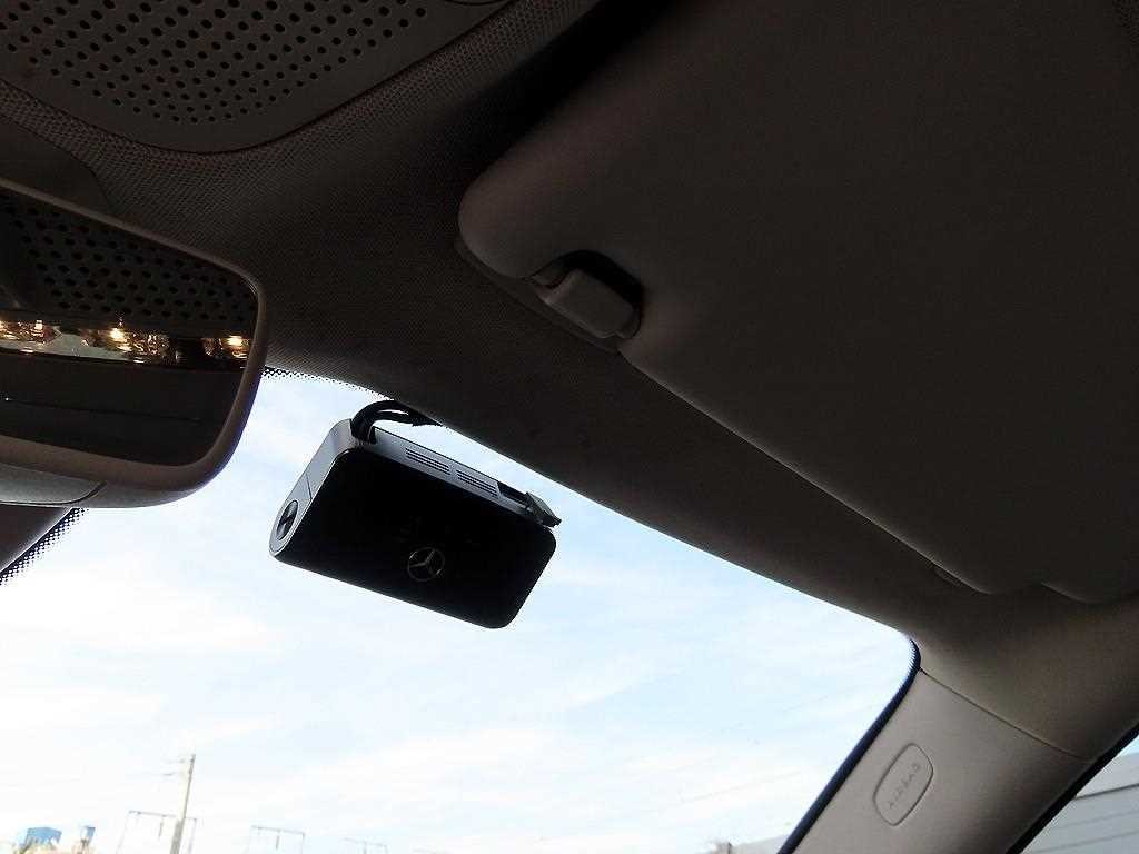 벤츠 E 클래스 E-클래스 W213 E220d 아방가르드 이미지 16