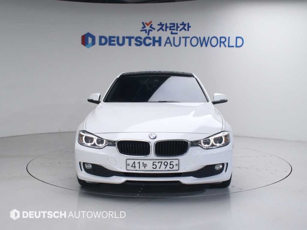 BMW 3시리즈 3시리즈 (F30) 320d 이미지 3