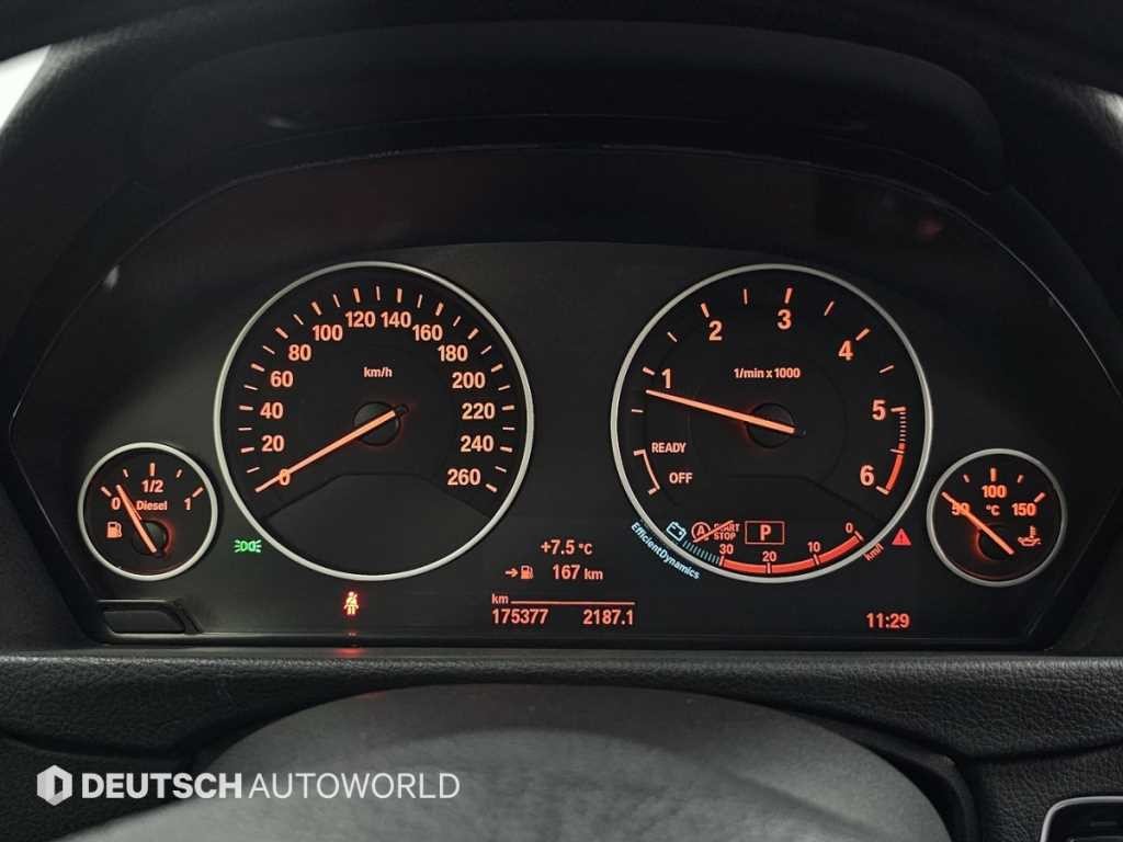 BMW 3시리즈 3시리즈 (F30) 320d 이미지 8