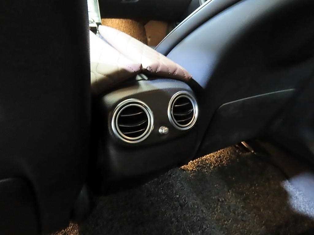 벤츠 E 클래스 E-클래스 W213 E220d 익스클루시브 이미지 16