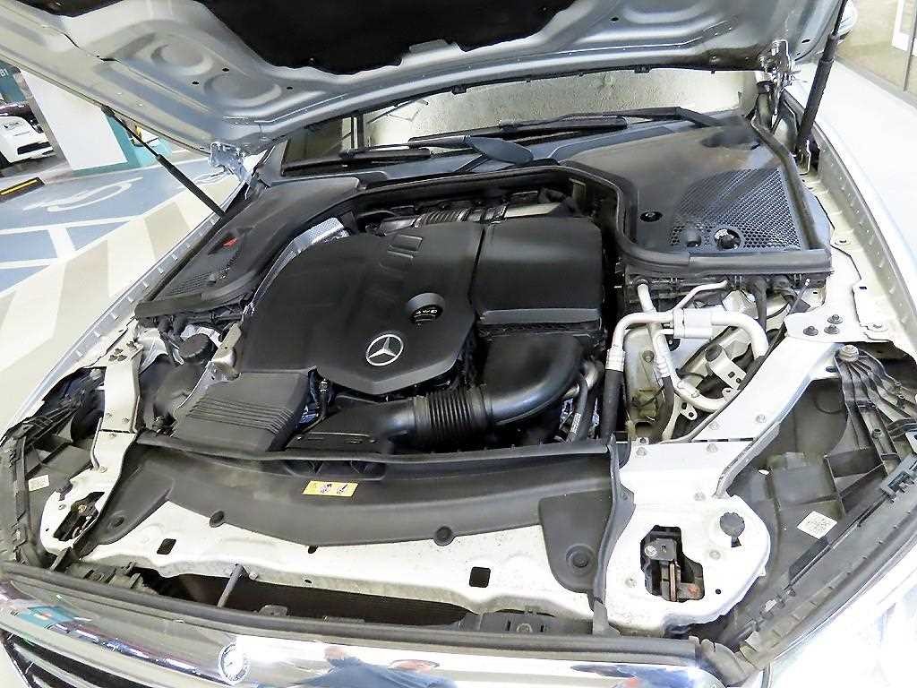 벤츠 E 클래스 E-클래스 W213 E220d 익스클루시브 이미지 19