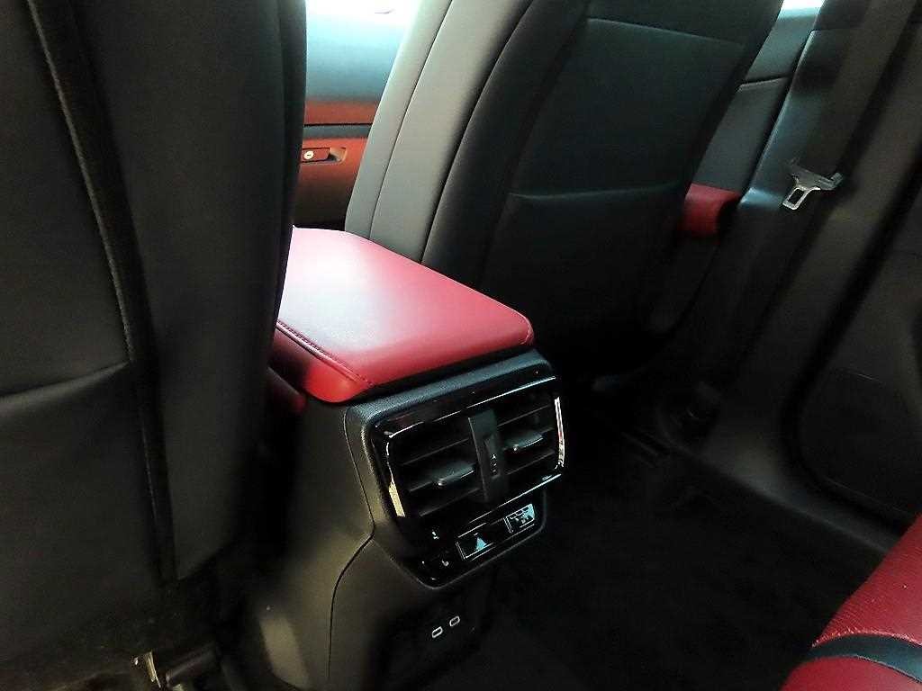 렉서스 NX NX 450h+ F 스포츠 이미지 15